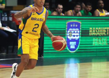 Petrovic define 13 jogadores que disputarão a Copa Latina de basquete