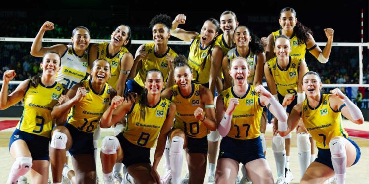 Vôlei: Brasil permanece com 100% de aproveitamento no Mundial