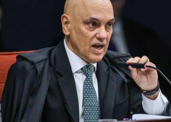 Trama do golpe: Moraes nega cerceamento de defesa e rejeita preliminar