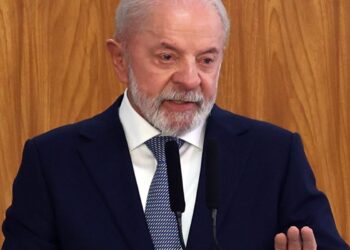 Lula conversa com chanceler alemão Friedrich Merz