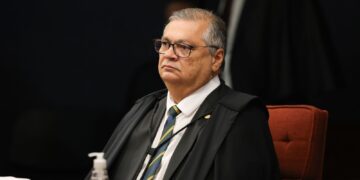 PF vê possível ligação de ameaças a Dino e milícias digitais