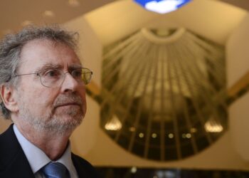 Físico Luiz Davidovich vence prêmio da Academia Mundial de Ciências