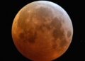 Lua de sangue: eclipse lunar total ocorre neste domingo