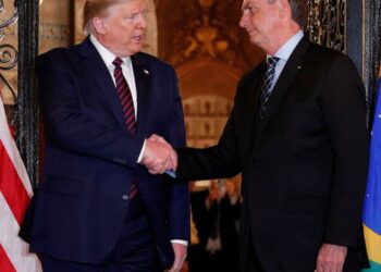 Brasil dá exemplo de democracia aos EUA, diz New York Times