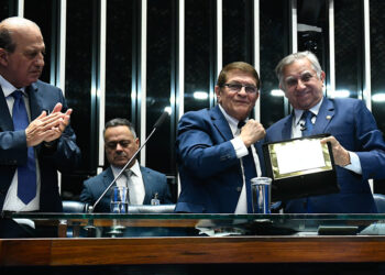 Sessão especial celebra o Dia Nacional dos Corretores de Imóveis — Senado Notícias