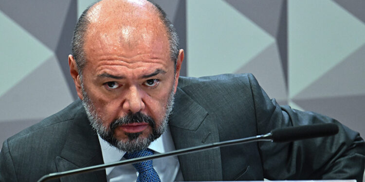 Ex-ministro da Previdência, Oliveira nega envolvimento com fraudes no INSS — Senado Notícias