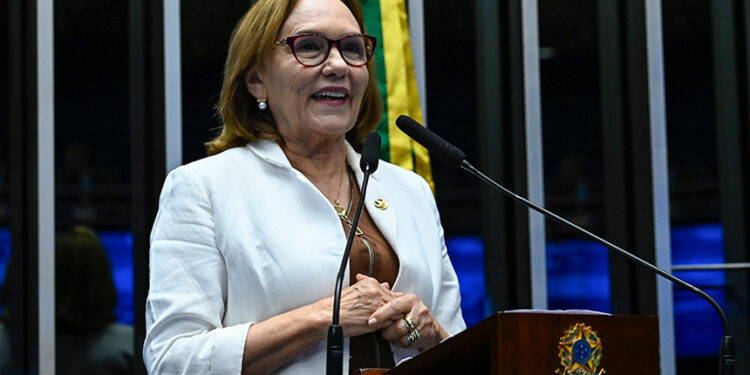 Zenaide Maia defende MP que amplia acesso a especialistas pelo SUS — Senado Notícias