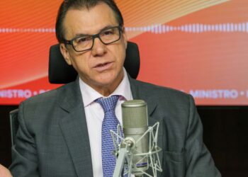 Marinho defende mobilização popular como pressão contra escala 6 por 1