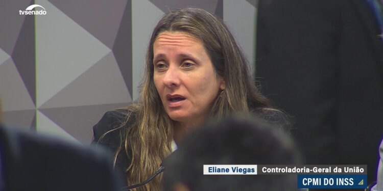 senadores questionam CGU sobre descontos indevidos — Senado Notícias