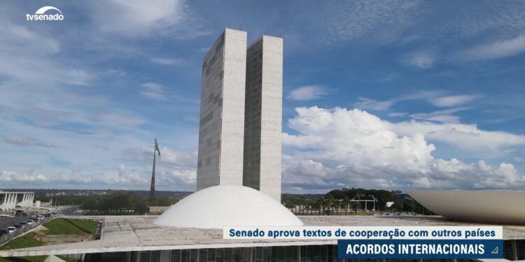 Senado aprova acordos internacionais sobre COP 30 e tributação — Senado Notícias