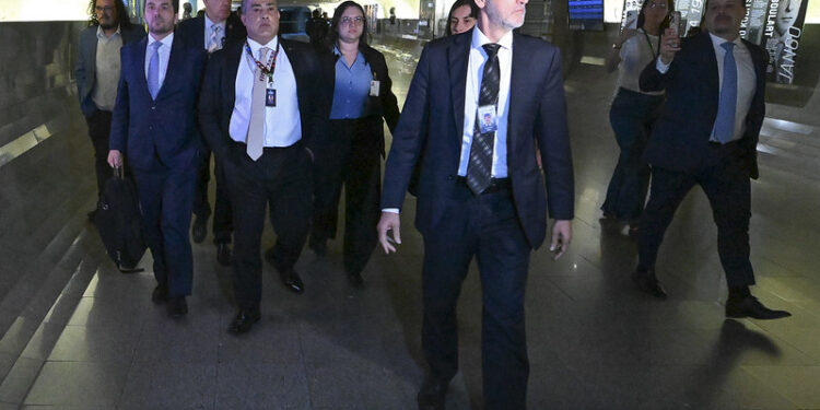 Presidente da Conafer é preso em flagrante pela CPMI do INSS — Senado Notícias