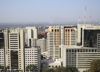 Turismo muda regras de check-in e check-out de hospedagens