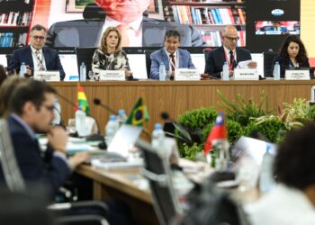 Conferência debate investimentos para erradicar a pobreza