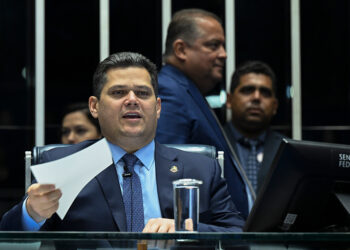 Davi celebra avanço histórico no licenciamento para explorar Foz do Amazonas — Senado Notícias