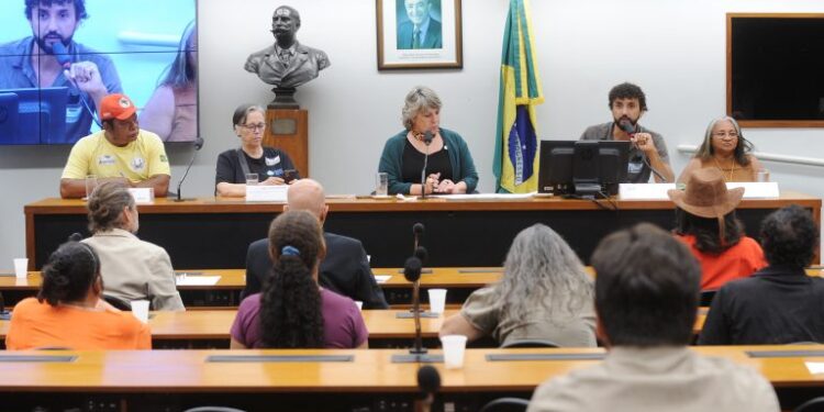 Comissão vai pedir investigação sobre causas do desabamento de aterro sanitário no entorno do DF – Notícias