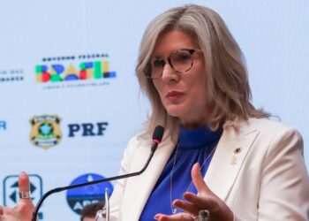 Brasil tem desafio de implantar plano de redução de mortes no trânsito