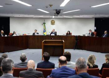 TV Brasil exibe especial sobre julgamento da tentativa de golpe