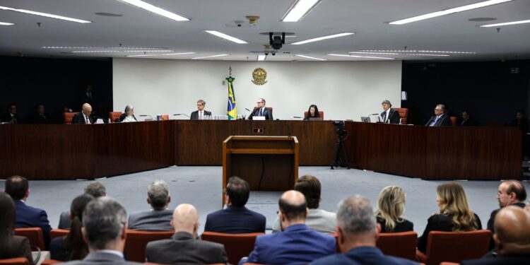 TV Brasil exibe especial sobre julgamento da tentativa de golpe