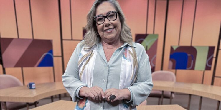 Sem Censura faz debate sobre 75 anos da televisão brasileira