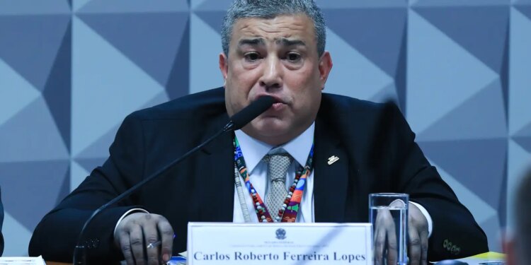 Presidente de associação é preso em CPMI do INSS por suposta mentira