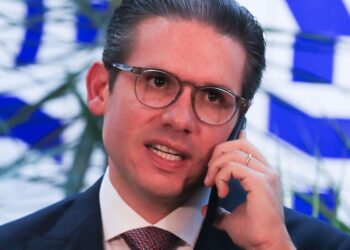 Motta: decisão que barrou Eduardo Bolsonaro em liderança foi técnica