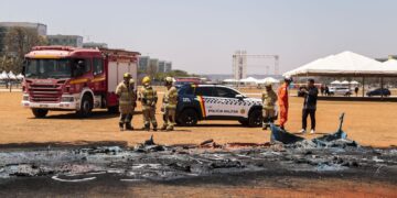 Polícia prende suspeito de incendiar banheiro químico na Esplanada
