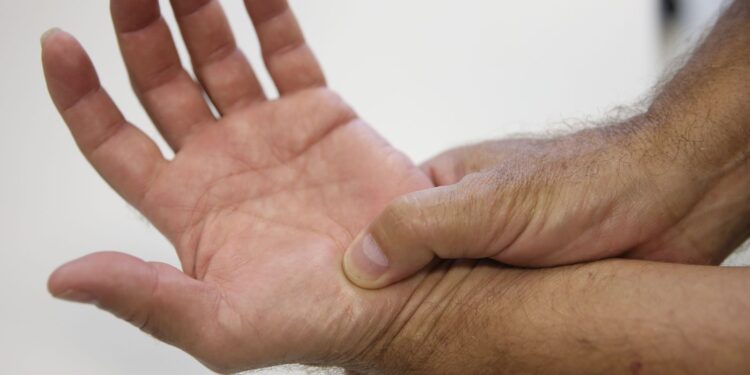 Política para pacientes reumáticos pode criar modelo a ser replicado