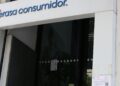 Serasa abre dia de negociação de dívidas