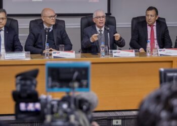 PCC usa postos e motéis para lavagem de dinheiro, aponta operação