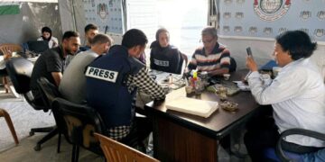 Tenda de jornalistas palestinos é bombardeada após reunião com Fenaj