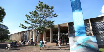 Pesquisas de universidades públicas promovem detecção de metanol