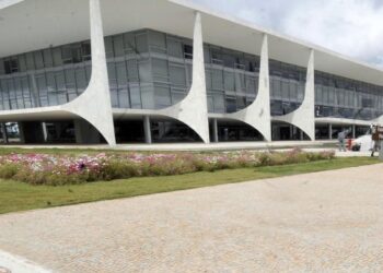 Lula elogia plebiscito sobre taxação de ricos e contra escala 6×1