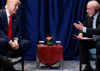 Nas redes sociais, Lula comenta “ótima reunião” com Trump na Malásia