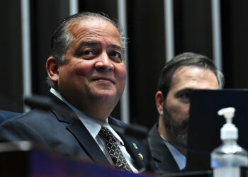 Senado comemora os 100 anos da Academia de Ciências Farmacêuticas do Brasil — Senado Notícias