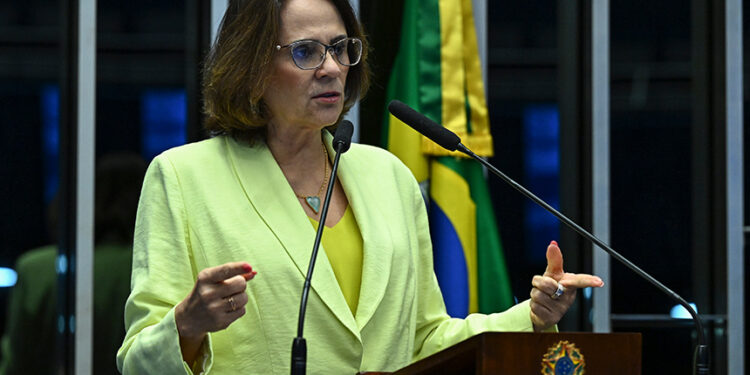 Damares critica silêncio do governo sobre Nobel da Paz concedido a venezuelana — Senado Notícias