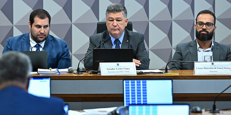 prestador de serviços diz que abriu empresas para atender a Conafer — Senado Notícias