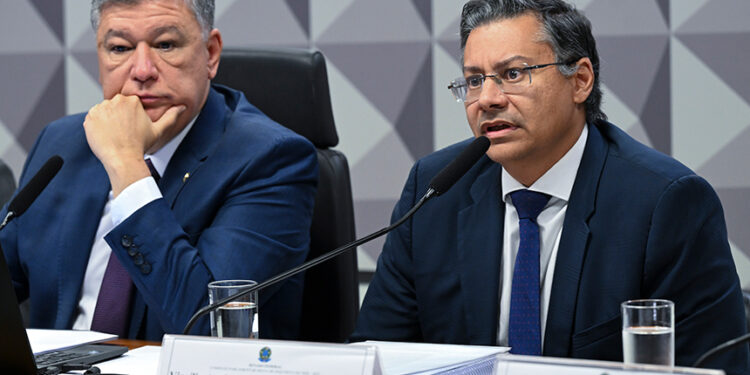 Ex-procurador não esclarece evolução patrimonial de R$ 18 milhões — Senado Notícias