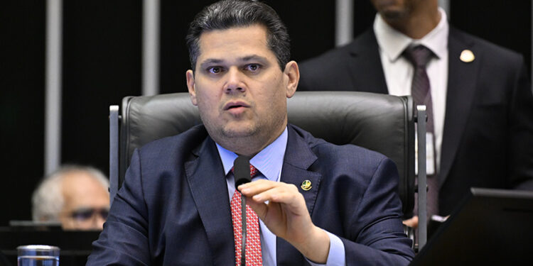 Davi defende diálogo e elogia acordo de lideranças no Congresso para votações — Senado Notícias