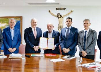 Lula assina projeto de lei Antifacção e envia ao Congresso