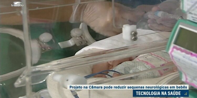 Debatedores pedem monitoramento neurológico em recém-nascidos — Senado Notícias