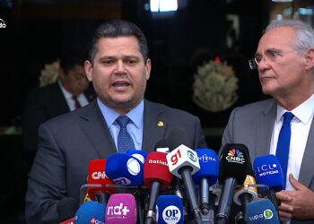 Renan será relator de projeto que amplia isenção do IR até R$ 5 mil — Senado Notícias