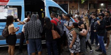 “Entrei na estação para fugir dos tiros”, conta moradora do Rio