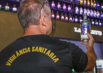 Metanol: nove estados investigam casos de intoxicação