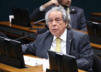 Projeto regulamenta uso compartilhado de calçadas e ciclovias por bicicletas e pedestres – Notícias