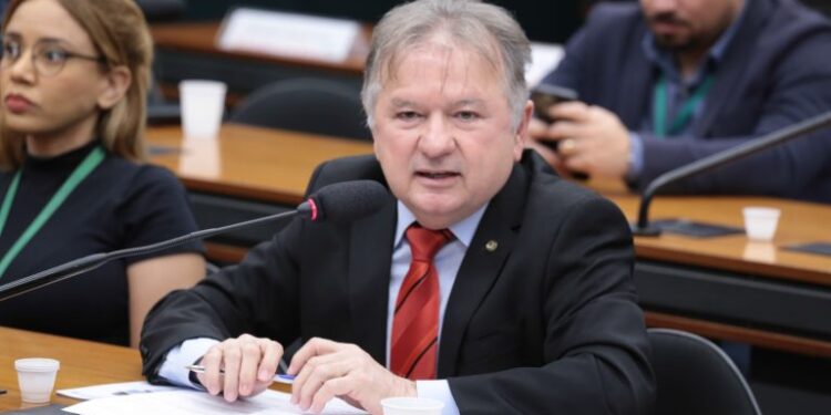 Comissão aprova destinação a fundo habitacional de imóveis obtidos em pagamentos de dívidas – Notícias