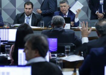 CPMI aprova pedido de prisão preventiva do presidente da Conafer