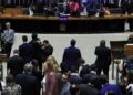Câmara aprova urgência para votar projeto que cria Bancada Cristã