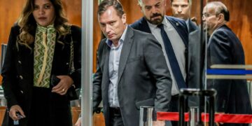 Trama golpista: Defesa de Mauro Cid pede ao STF extinção da pena