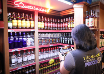 Comissões vão debater bebida adulterada com metanol — Senado Notícias