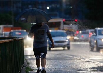 Chuvas e ventos causam estragos em diversos municípios paulistas